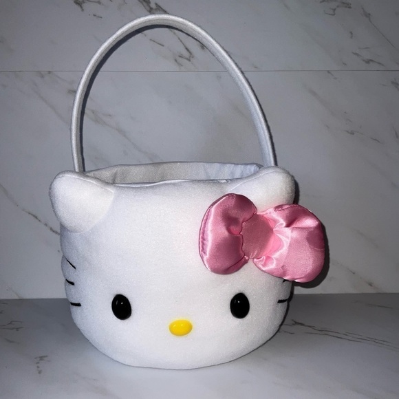Hello Kitty plush Easter basket/bucket - Picture 1 of 12